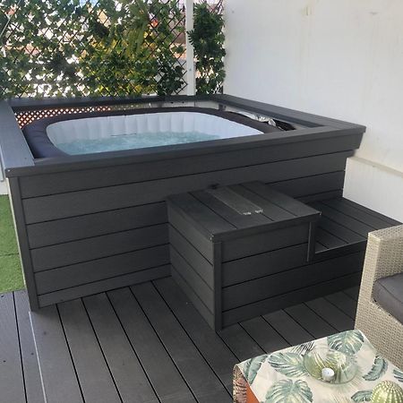 Unique Homes La Juderia Parking & Jacuzzi Sevilla Exterior foto